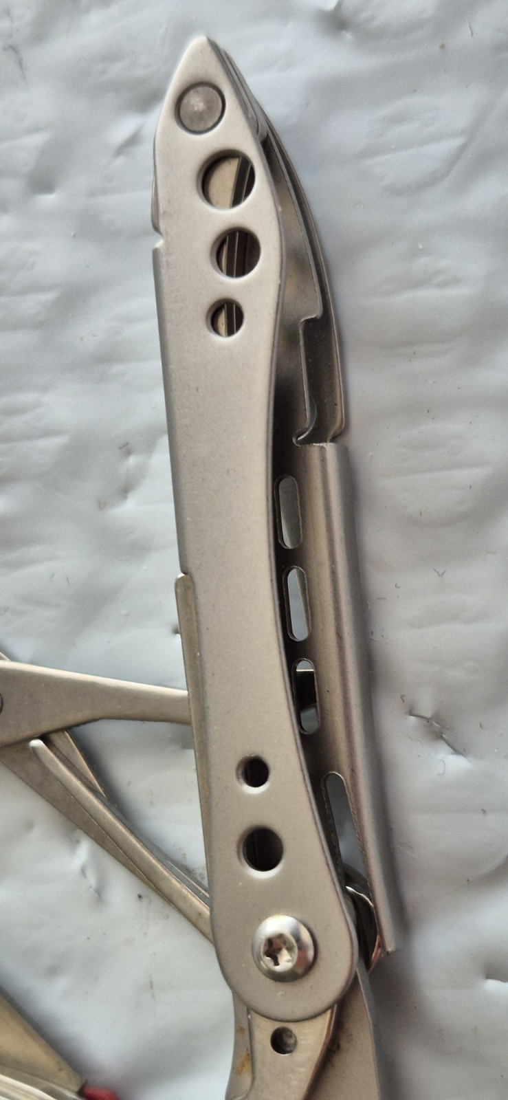 LEATHERMAN Style PS Multi Tool. RED. LOOKS UNUSED.DISCONTINUED? READ DESCRIPTION