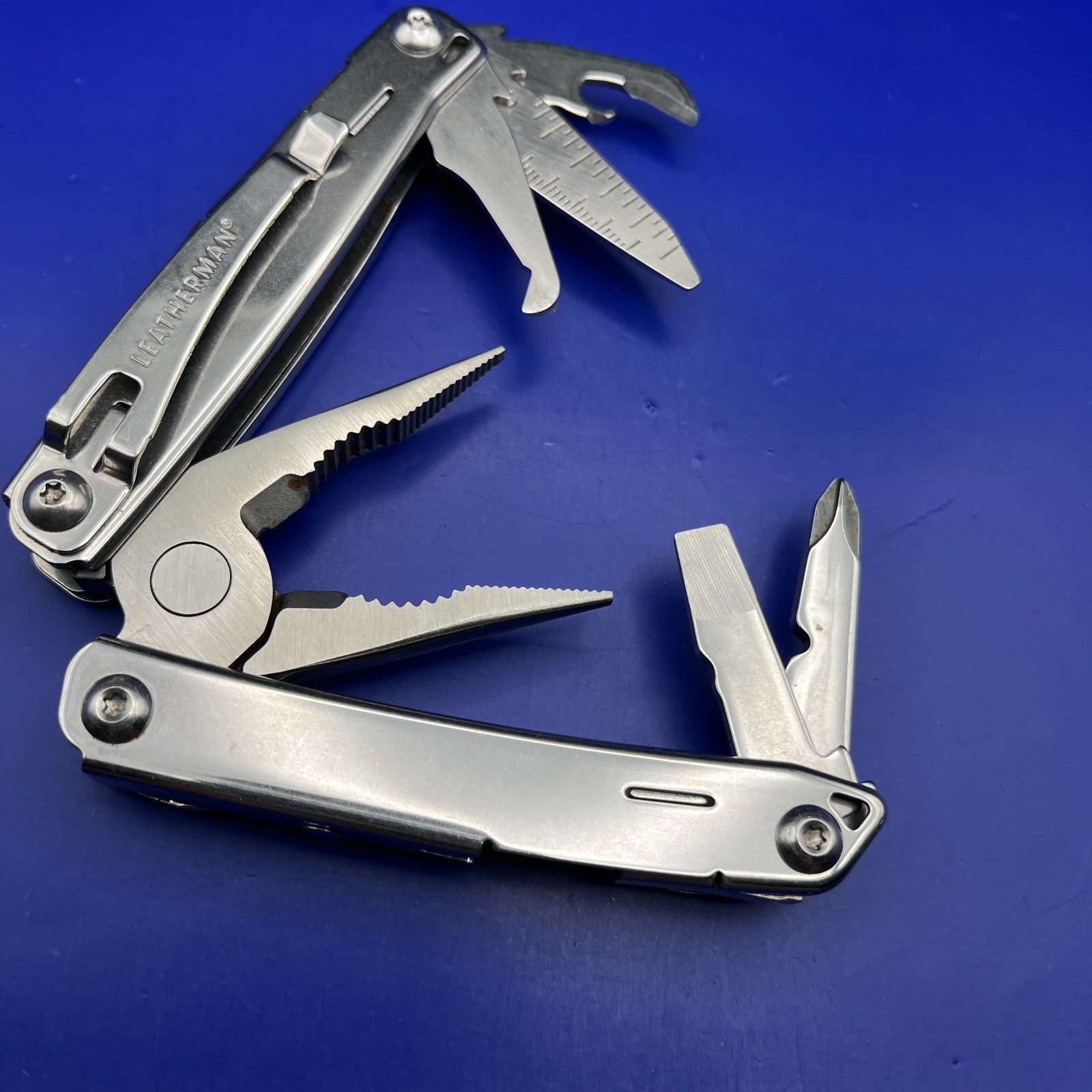 Leatherman Stainless Steel Wingman Multi Tool Scissors Knife Plier