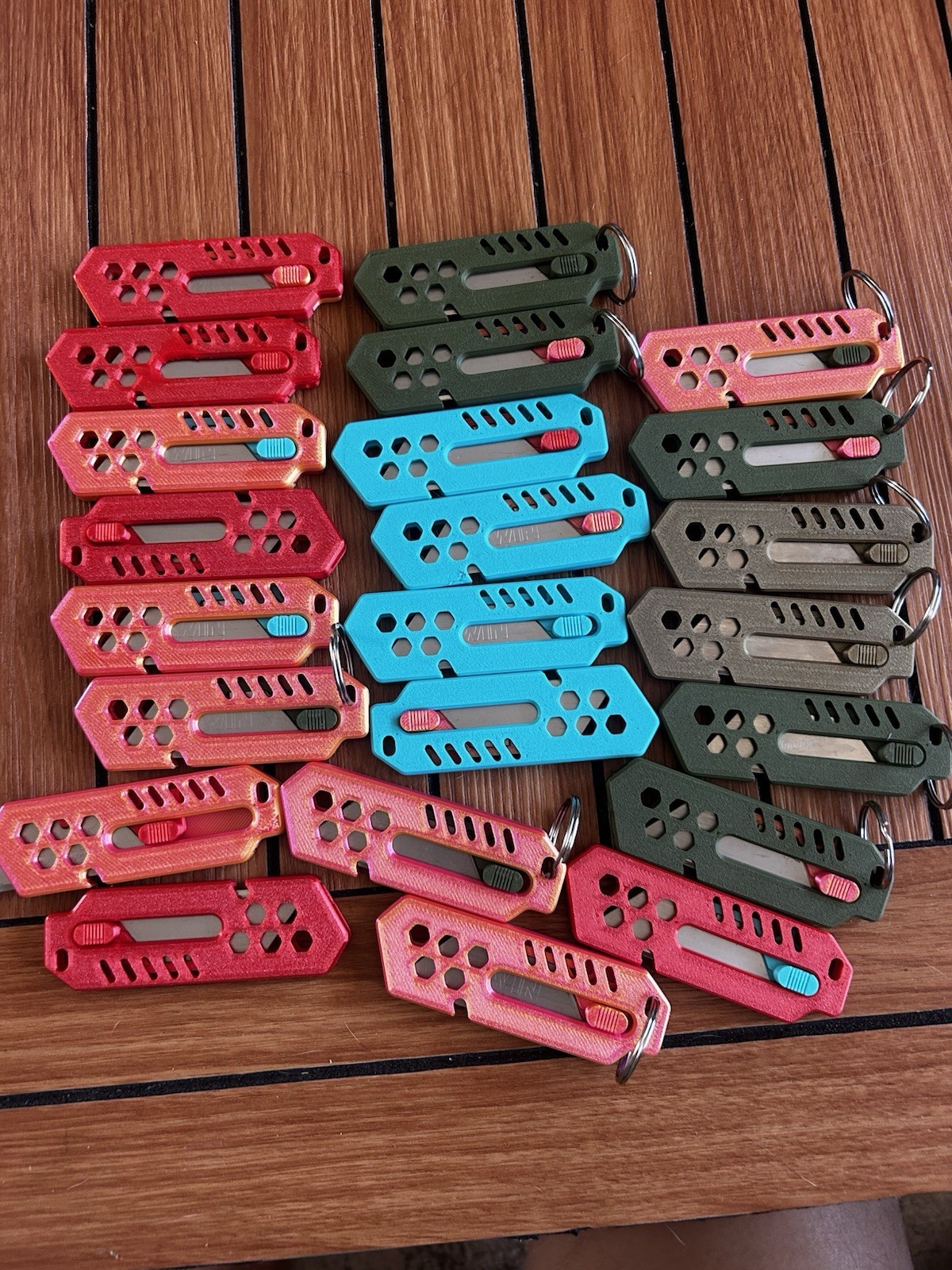 6pcs Pocket Utility Tool With Razor