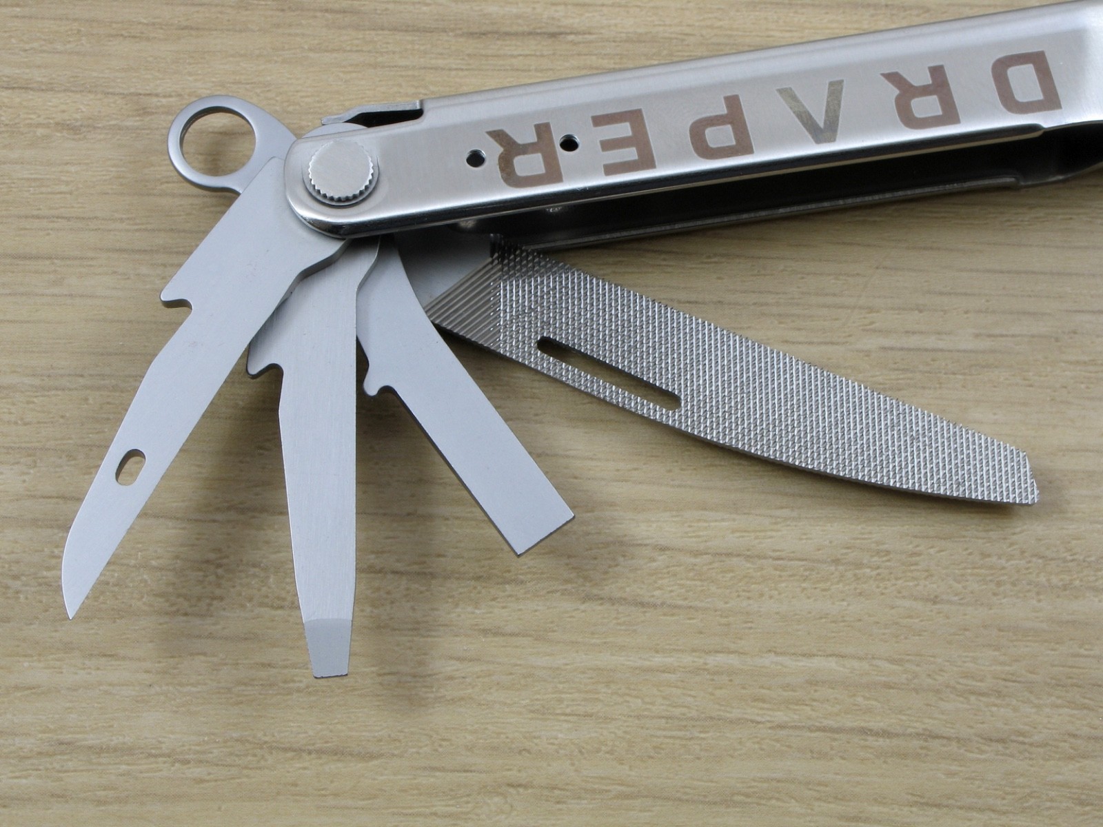 Leatherman Bond Multi-Tool, Sheepsfoot Knife, w/Sheath – “DRAPER” – Excellent