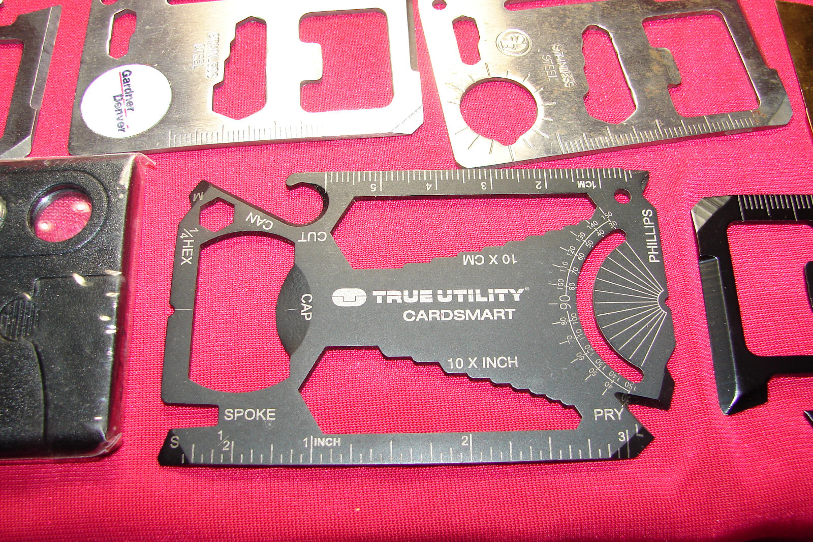 Wallet Multitool,20,Multipurpose Pocket Survival Tool.11+ Function Knife,Camping