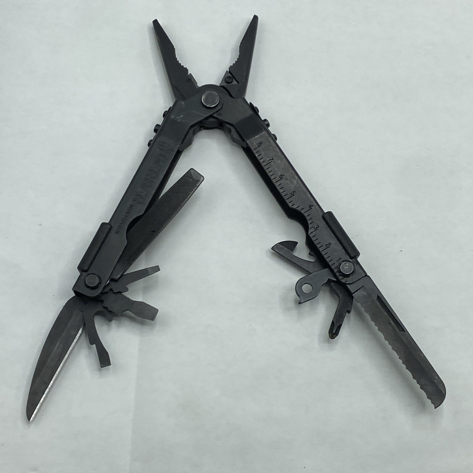 Gerber MP 600, Carbide Cutters, Needlenose – Black