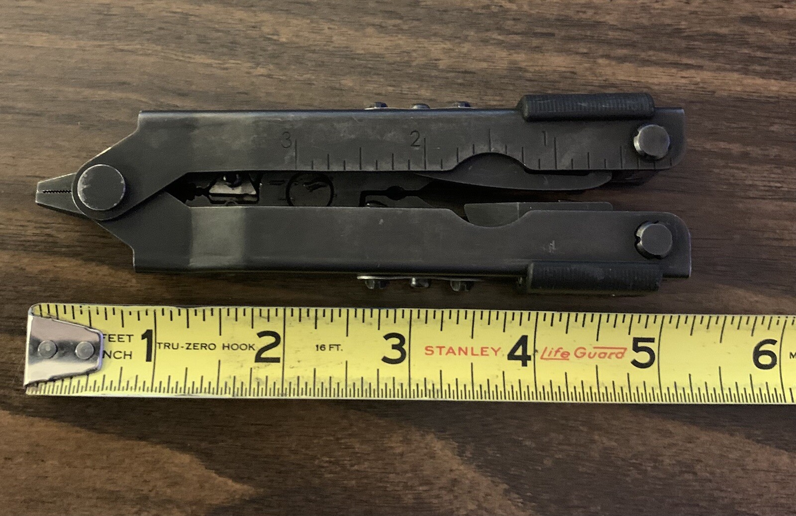 Gerber MP600 Black Oxide Multi-Tool Needle Nose Pliers Carbide Cutters Knife