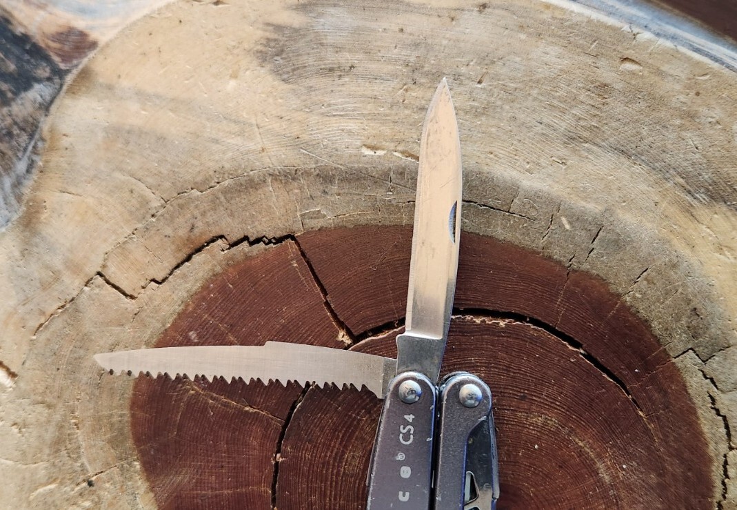 Leatherman Juice CS4 Storm Grey – Pliers Blade Corkscrew – Great Condition – C47