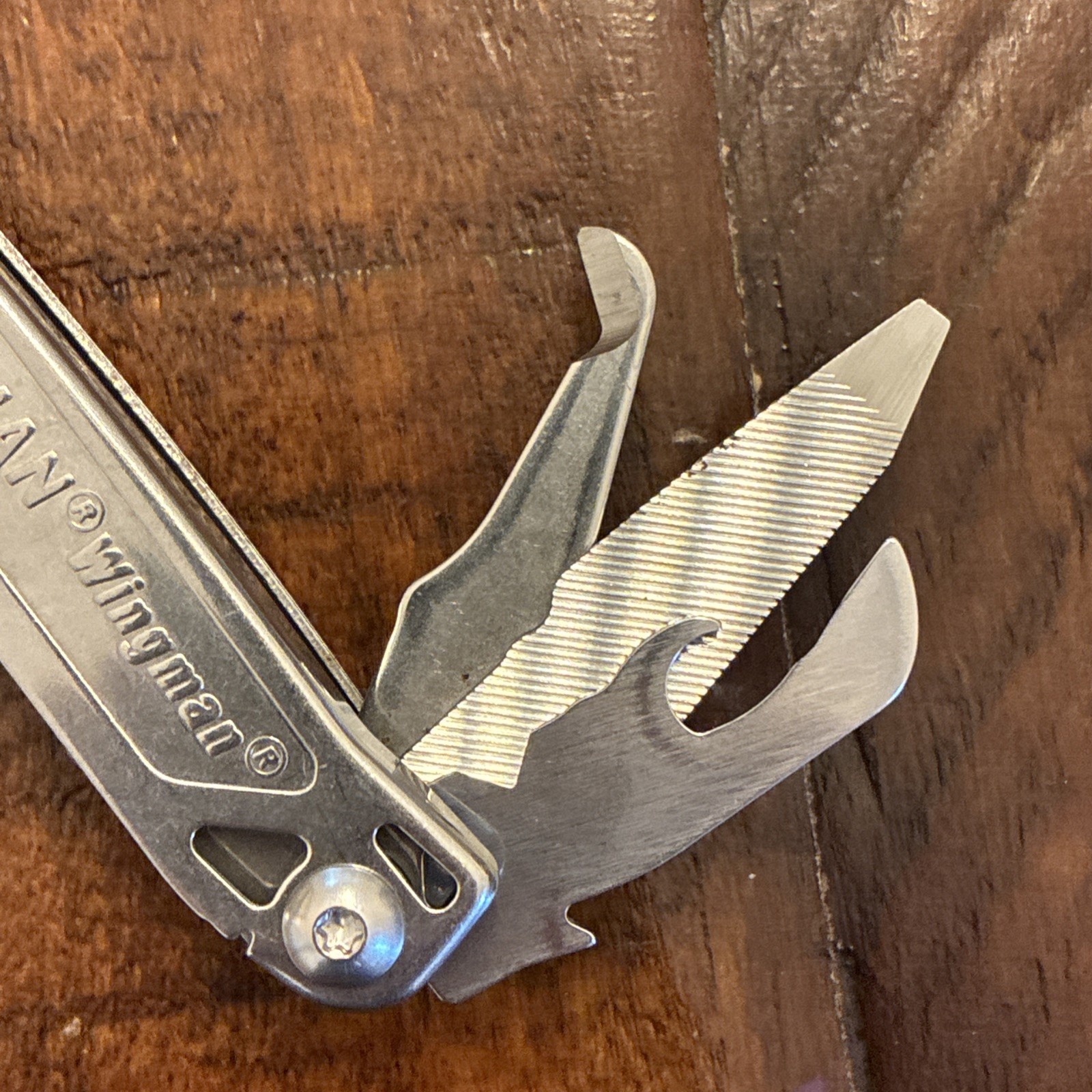 Leatherman Wingman 14 Tools Multi-Tool – Stainless Steel – Excellent