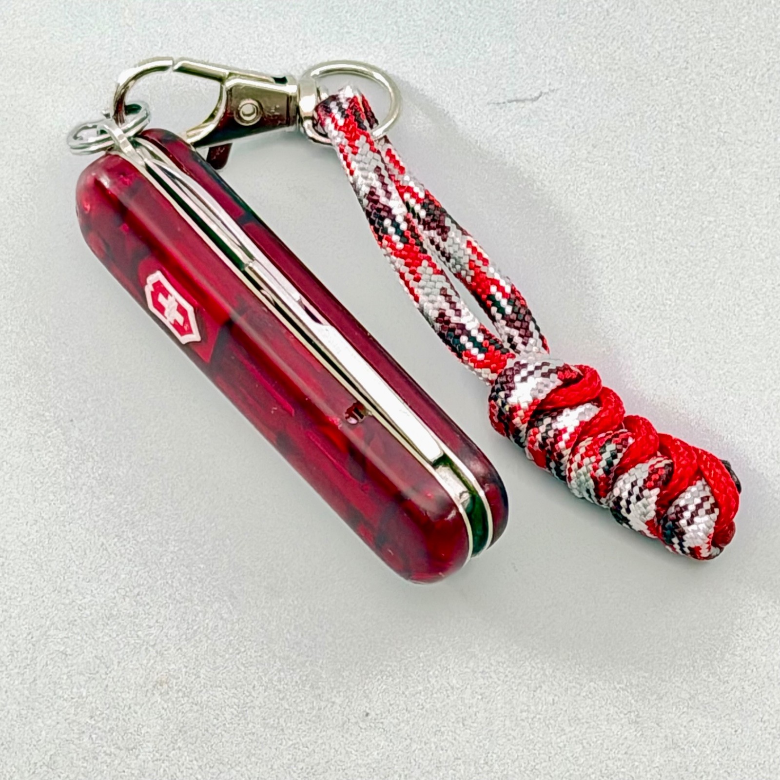 Tranparent Red Swiss Army Knife Signature Lite/ Red LED/Refreshed/New Battery