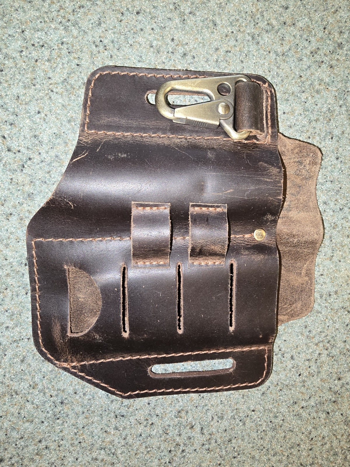 EDC Leather Sheath – With Pen And Flashlight