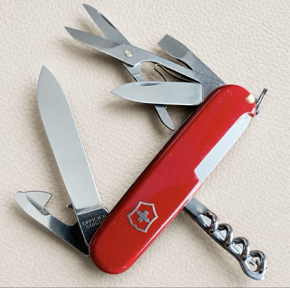 Limited 2010 Victorinox Beijing Climber Multitool Knife