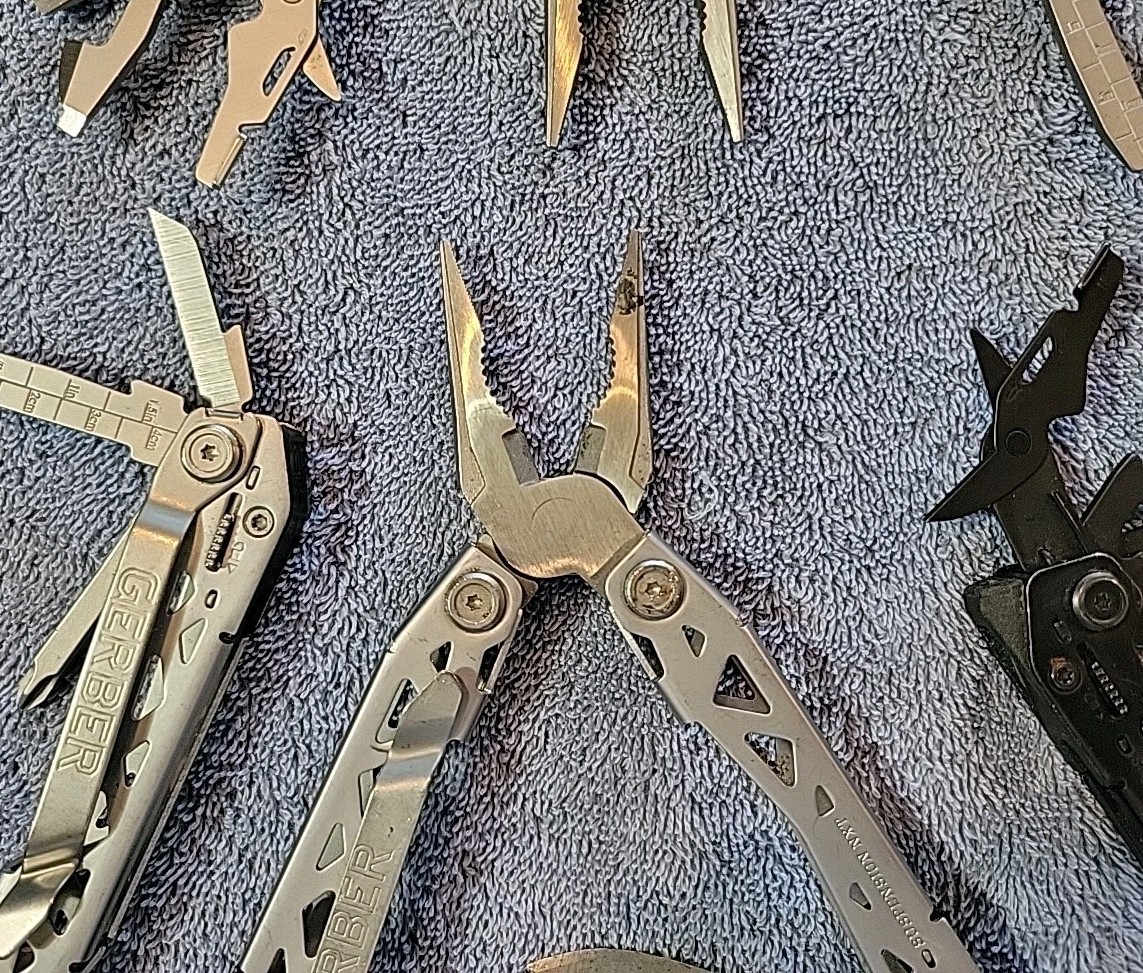 Gerber Suspension NXT Multi Tools – LOT OF 12 – Pliers, Scissors, Knife, File