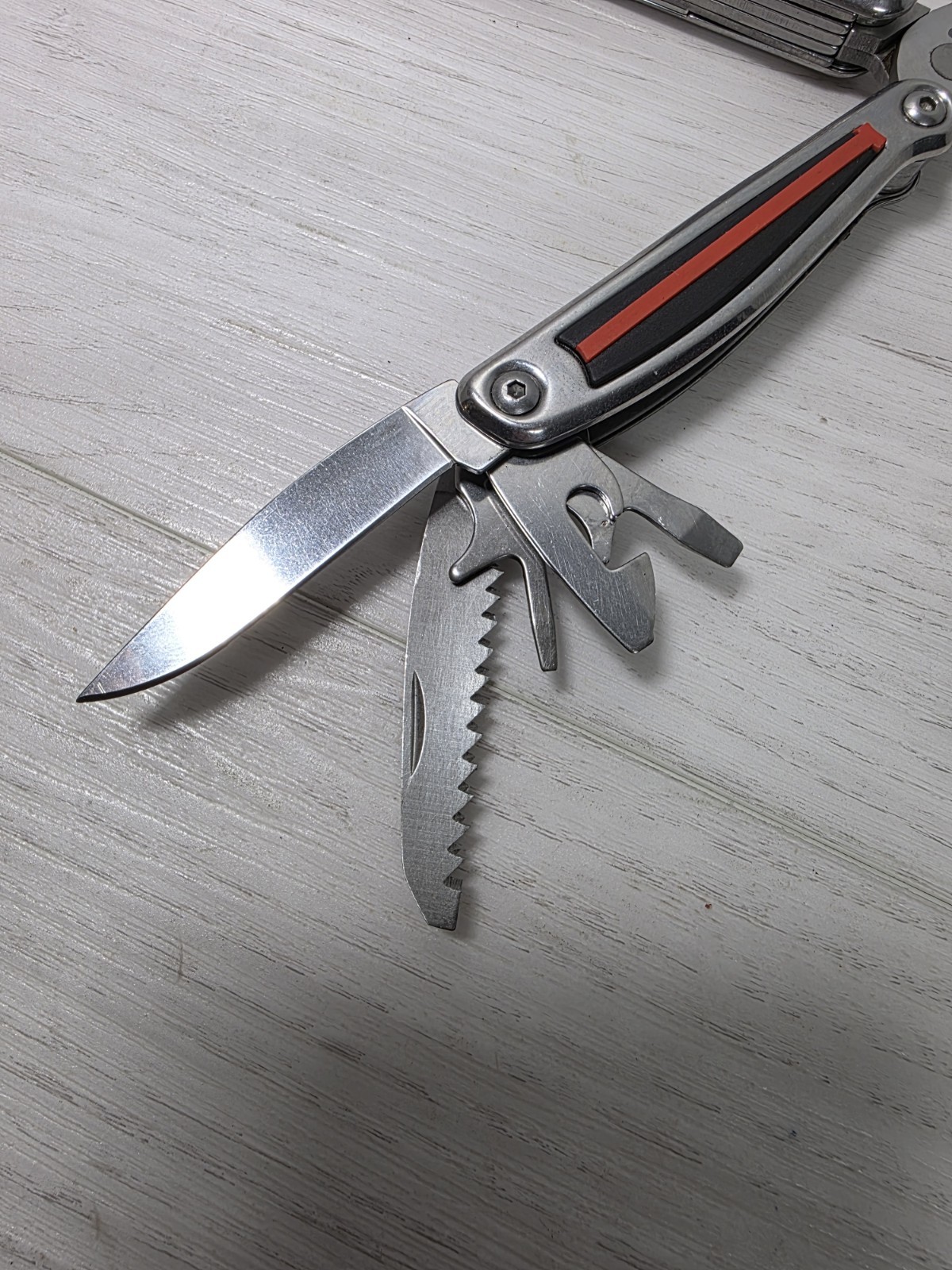 Radio Shack Multi Tool Pocket Utility Knife Rare Retired