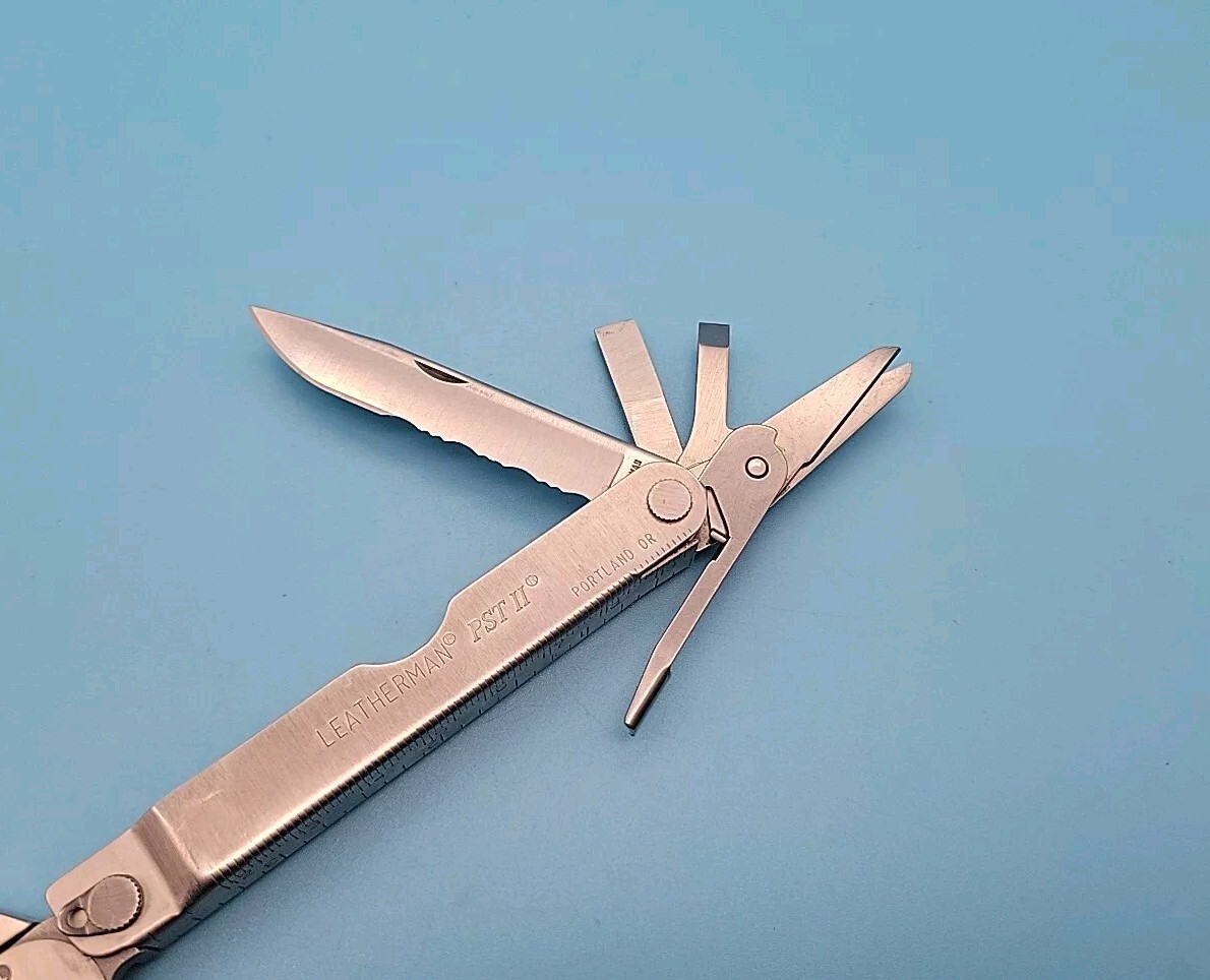 Leatherman PST II Multi-Tool Dated 0802 – Knife, Pliers, Scissors – Retired