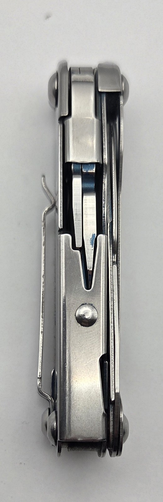 Leatherman Wingman Multi Tool Stainless Steel Made in USA Silver w/ Clip L9