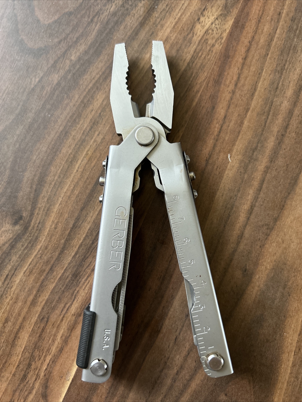 Gerber USA Multi Tool Blunt Nose Pliers Knife W/Sheath