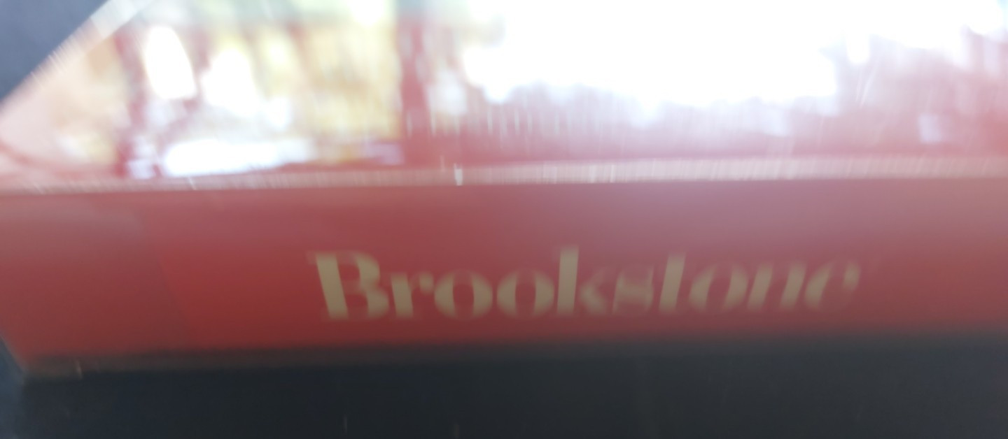 Brookstone® 9-in-1 multi-tool with flashlight pocket size tool NIB