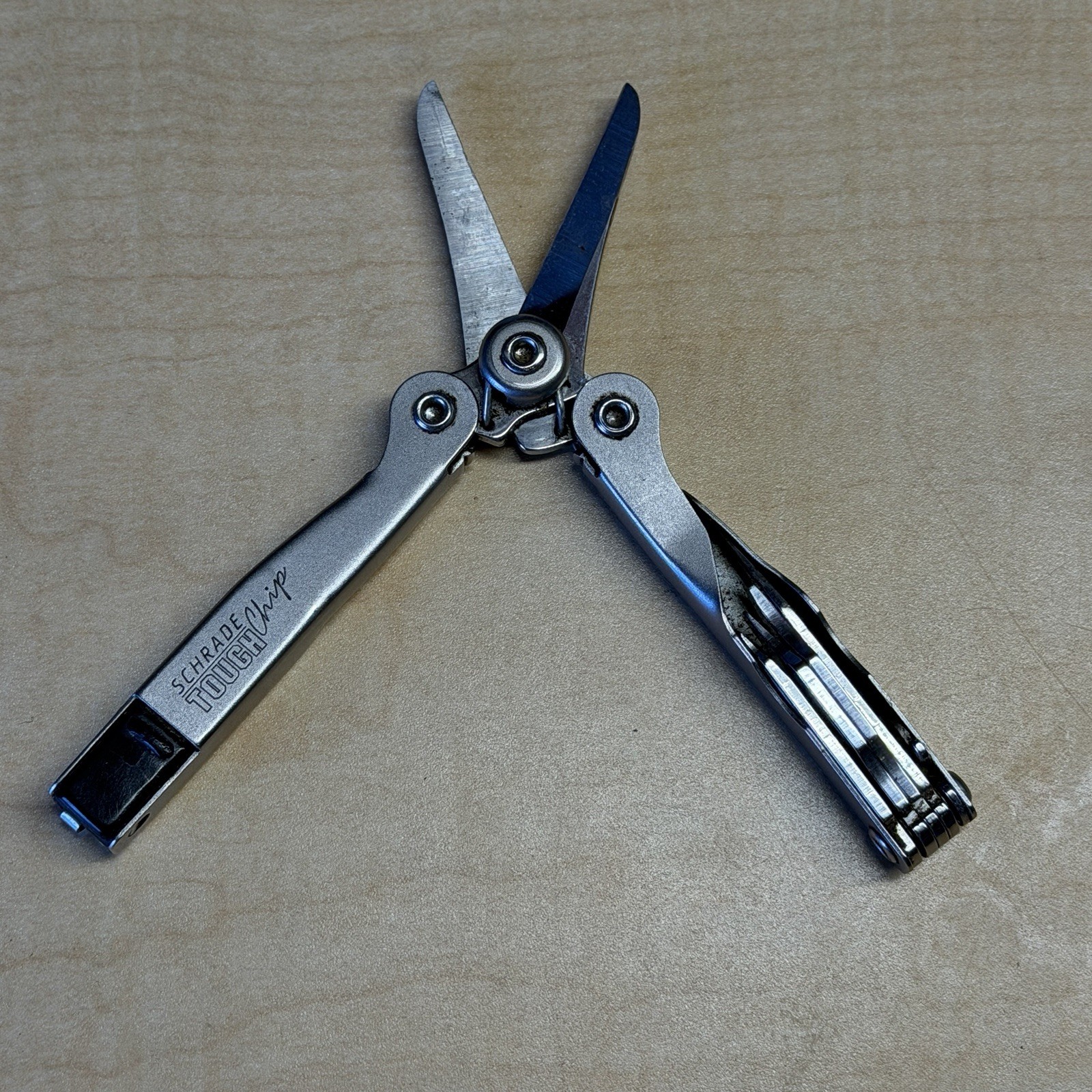 Schrade Tough Chip Compact Multi-Tool USA ST2 Vintage Complete