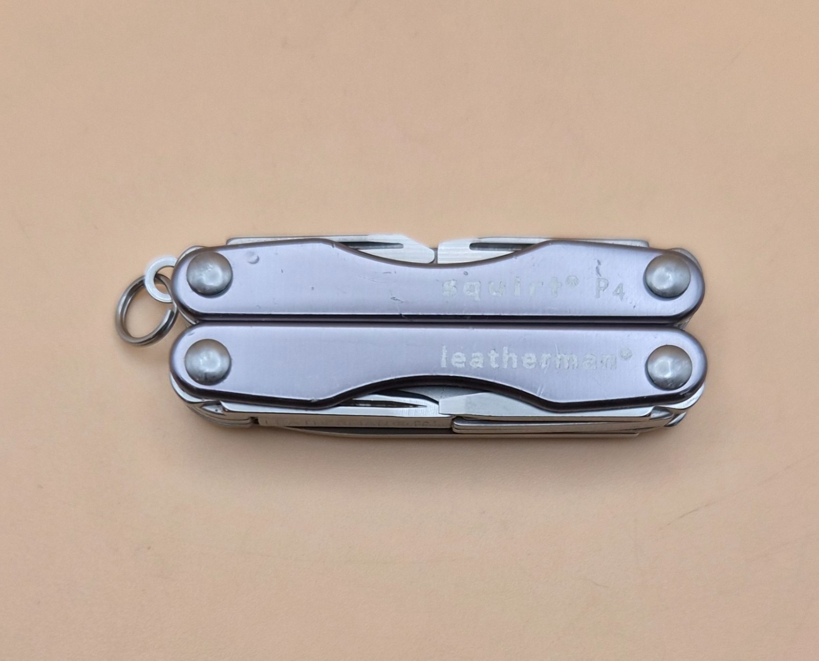 Leatherman SQUIRT P4 Multi-Tool (Retired) Gray – Good Condition (001)