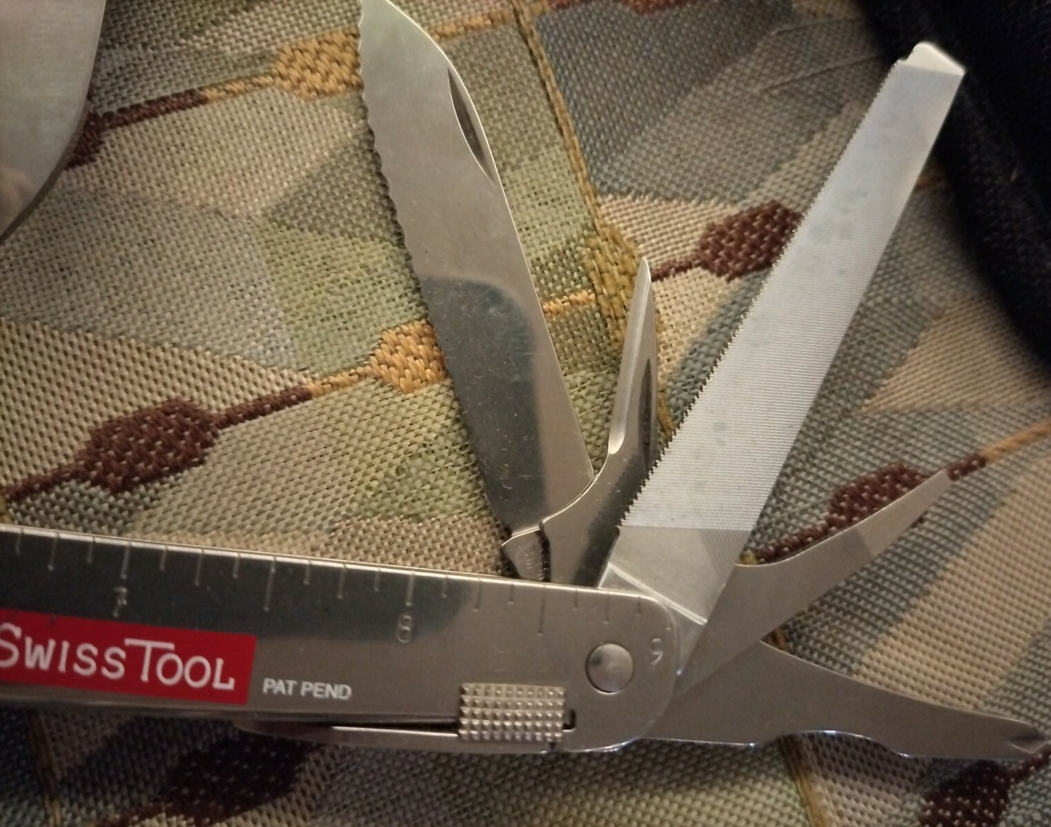 Vintage Authentic Rare ARMY VICTORINOX SWISS TOOL STAINLESS w/ CASE SWITZERLAND