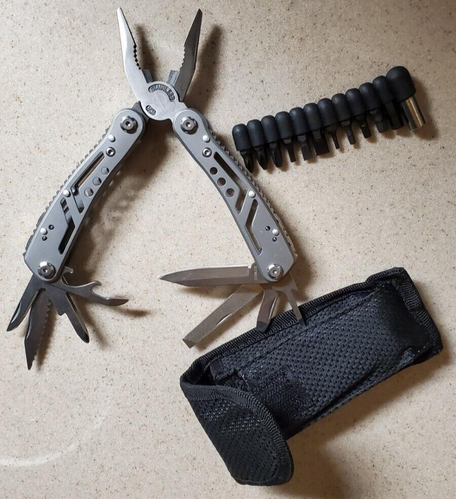 Multitool 24 In1 Mini Tools Knife Pliers +11 Bits Multi Tool All in One St.Steel