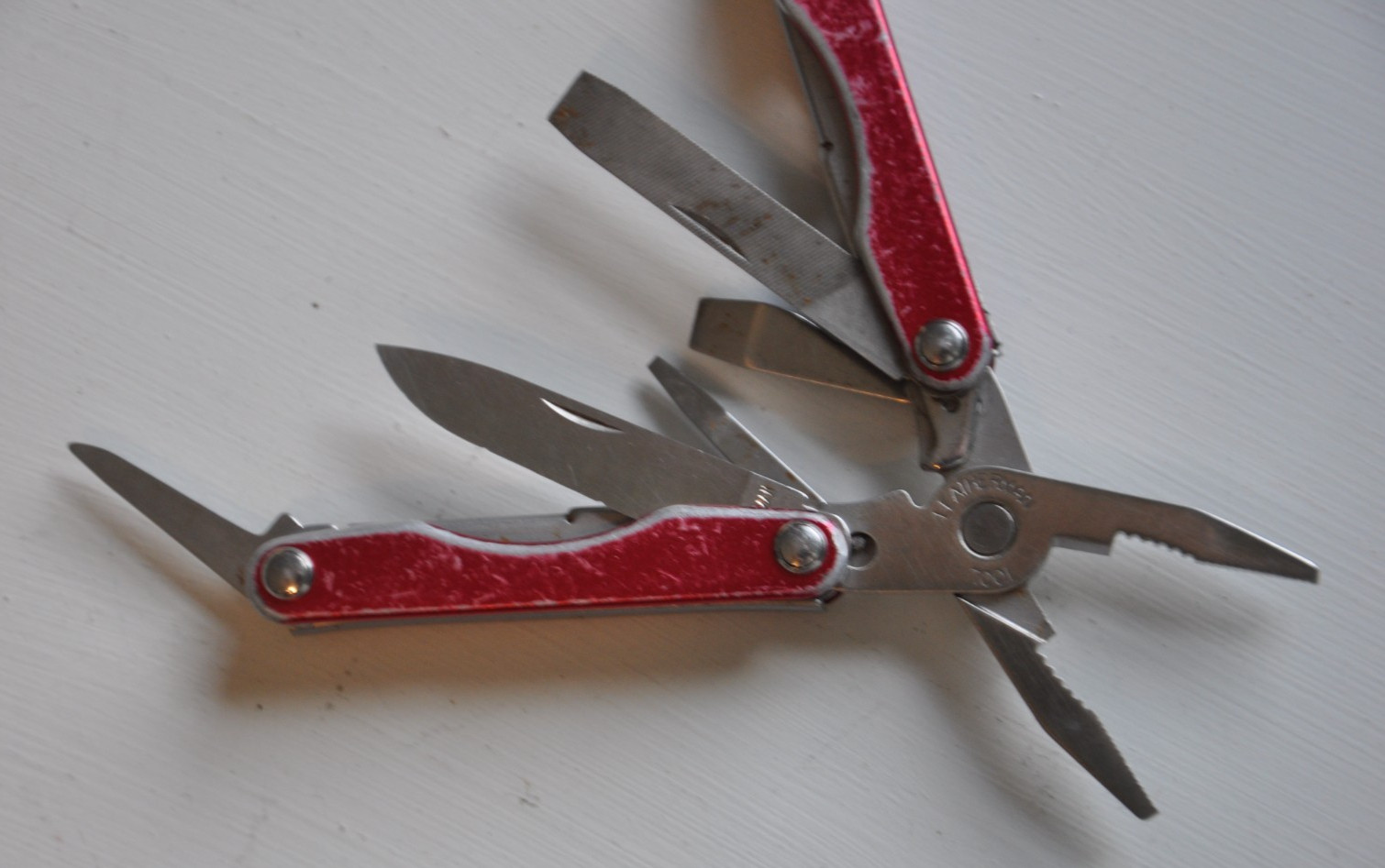 RED Leatherman Retired Squirt P4 Multi-Tool Key Ring READ Full Description