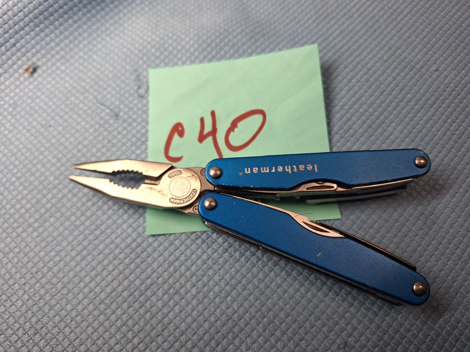 1 LEATHERMAN BLUE CS4 Multi Tool AIRPORT CONFISCATION EXCELLENT Lot C40