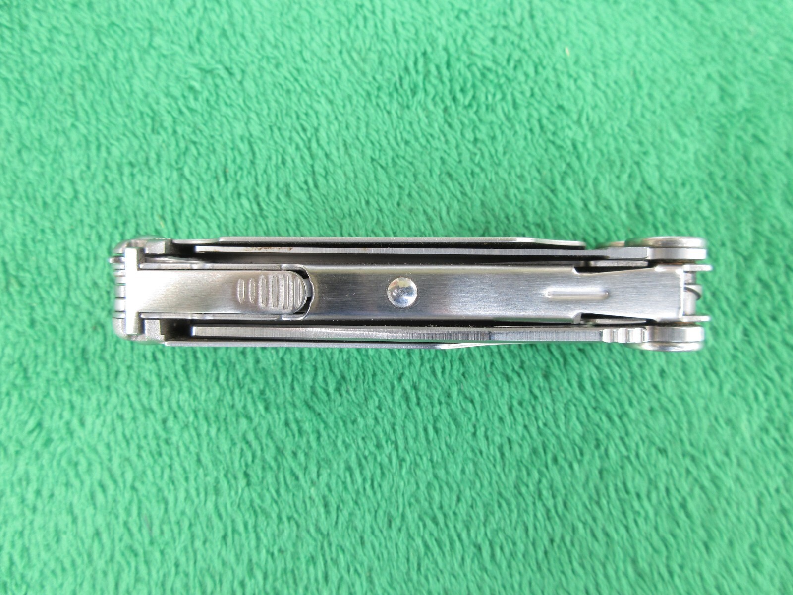 Leatherman Wave Multi Tool Folding Knife w/ Sheath #240