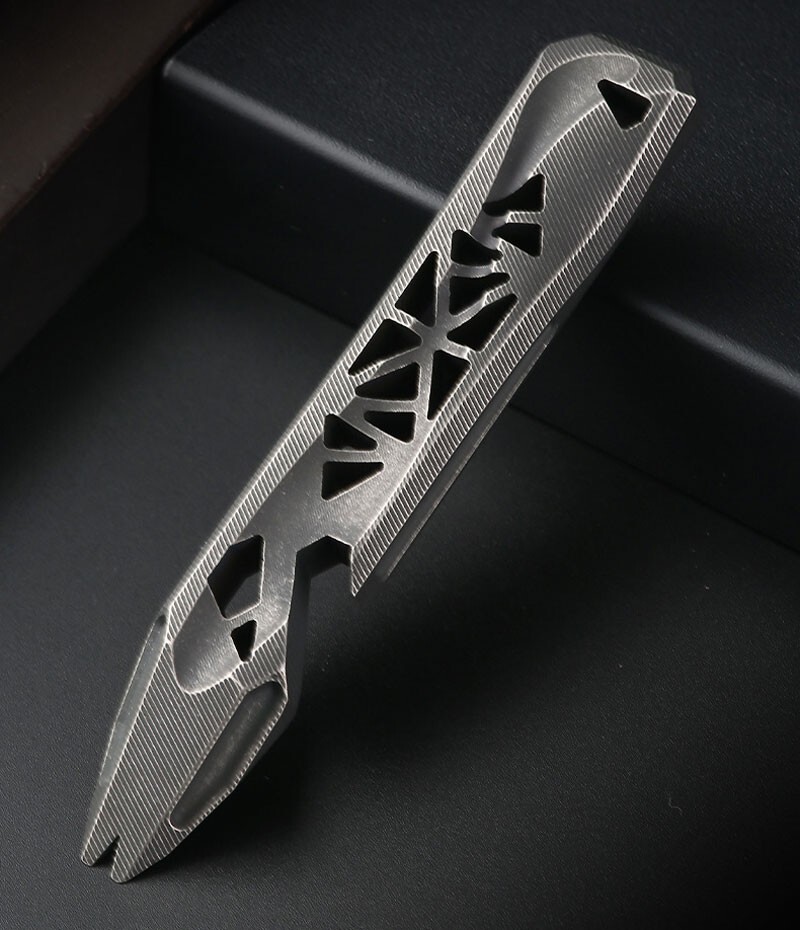 TWOSUN Titanium Alloy Hollow Out Pry Bar Crowbar Opener Pocket EDC Multi Tools