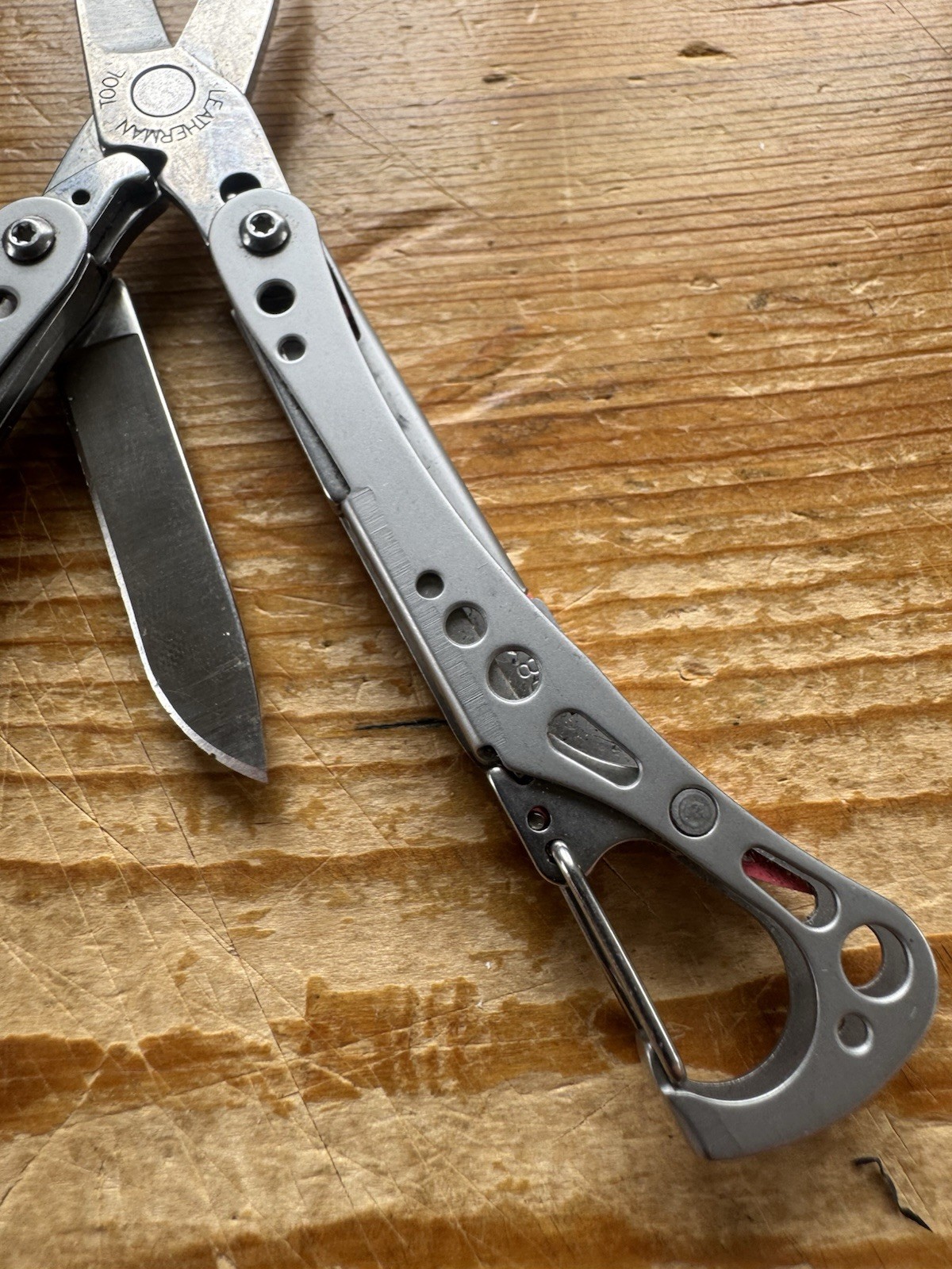 Leatherman Style CS Multi-Tool Pocket Knife Pink Breast Cancer Awareness- Retire