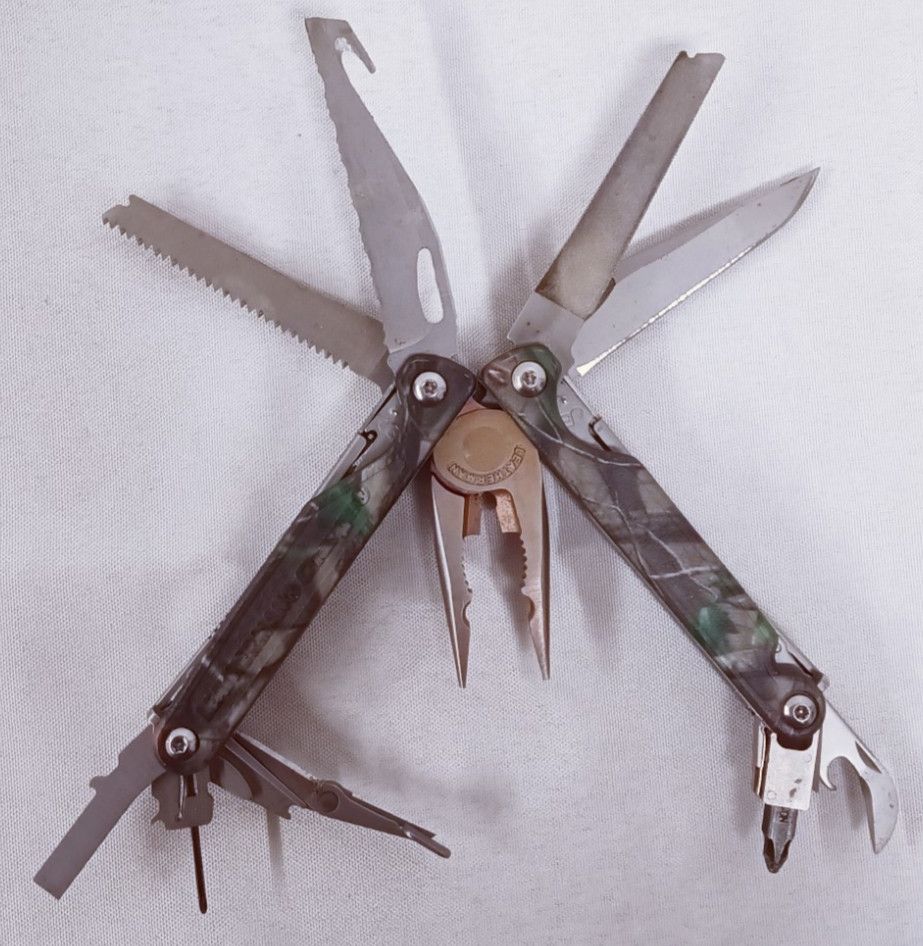 Leatherman Charge LMTi Camo Multi-Tool Nylon Sheath / USA SHIPPING ONLY