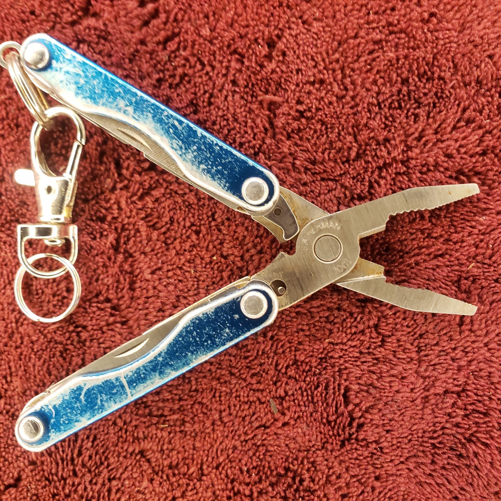 🔪🔪 Leatherman Squirt P4 Multi-Tool Blue Keychain