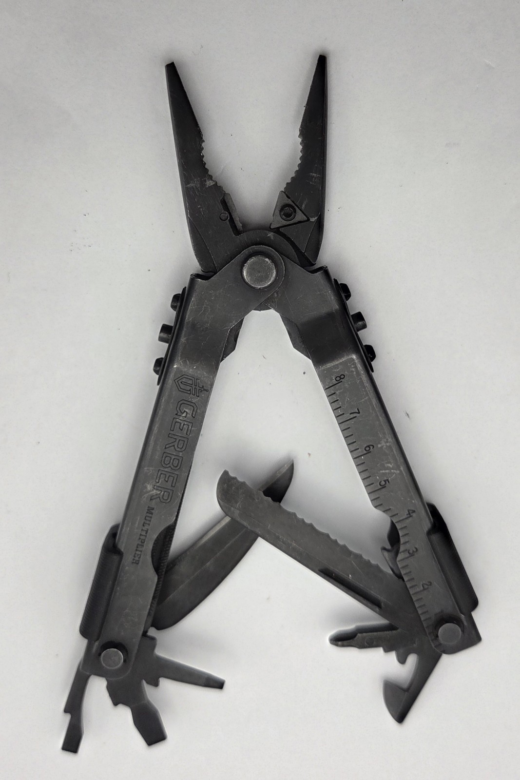 Gerber MP600 Multi-Plier Multi-Tool – Black Oxide Knife L-2