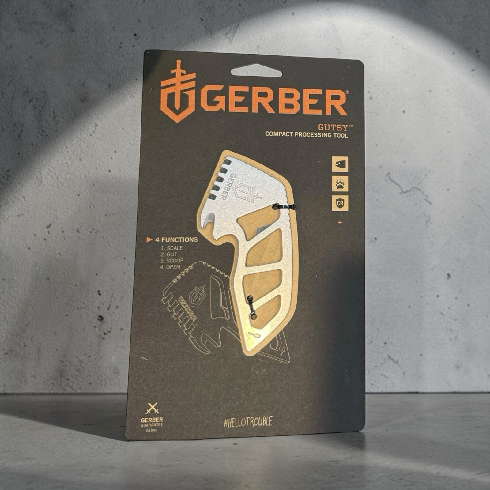 Gerber GUTSY Compact Processing Tool Fishing Multi Tool Scaler Gut Hook Opener