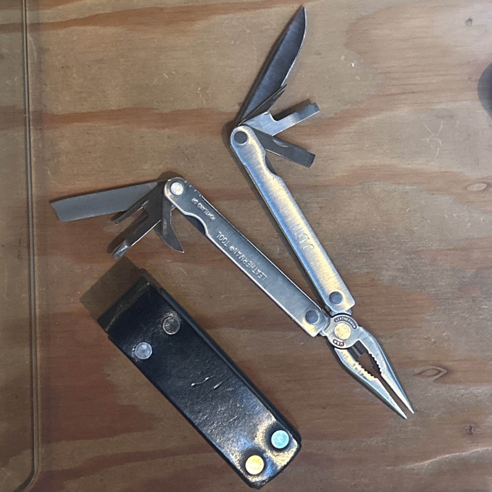 Leatherman PST ll Multi-Tool Leather Sheath 0199 USA