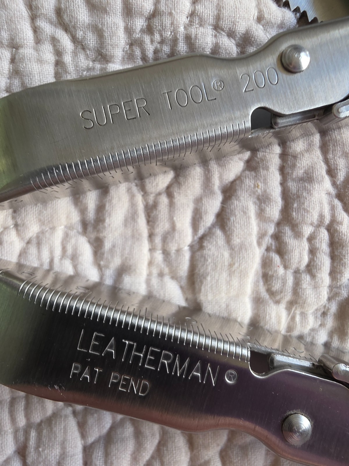 Leatherman Supertool 200 w/Leather Sheath Discontinue Retired Great condition