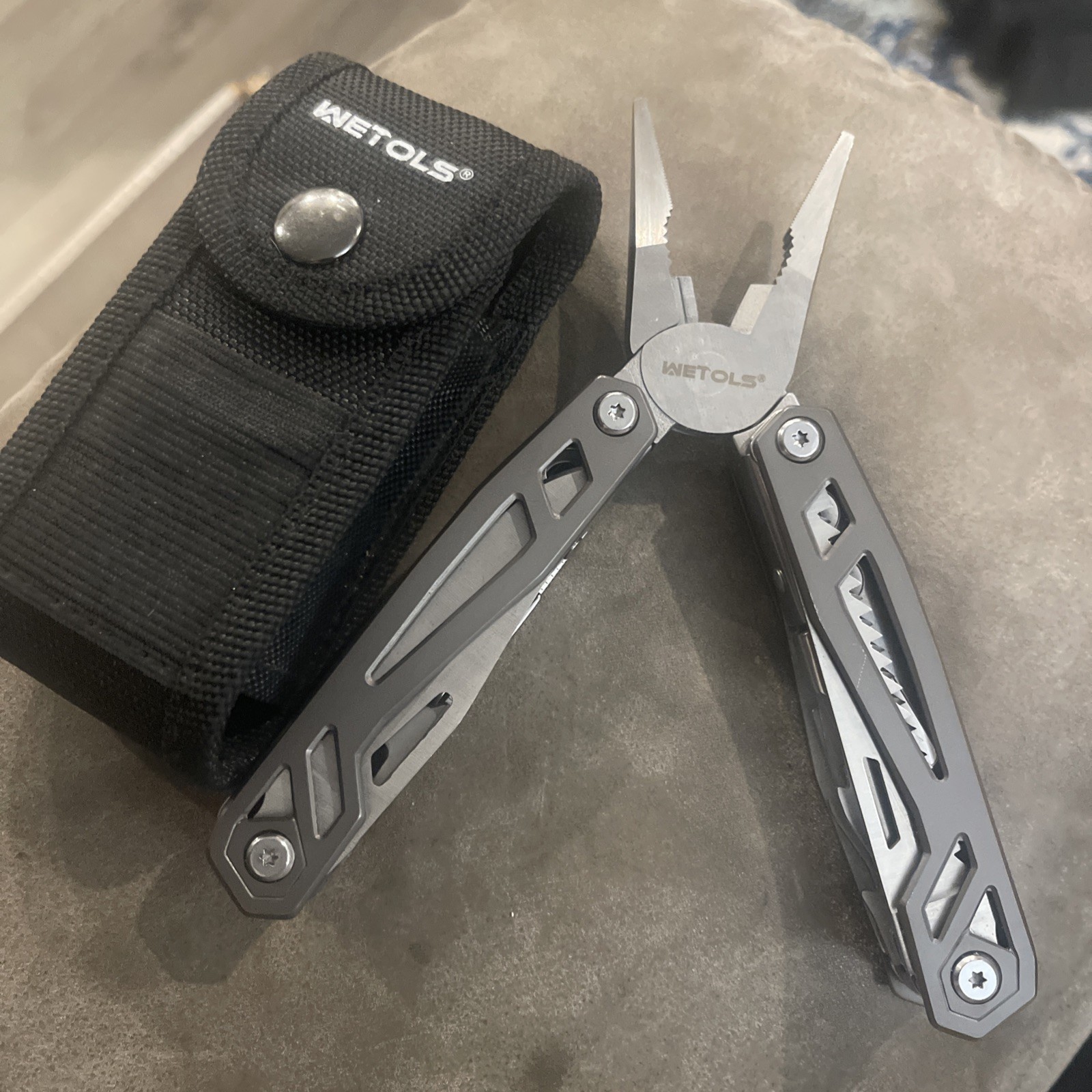 Wetols Multifunctional Pliers Multi Tool 21-in-1 WE-182 With Case