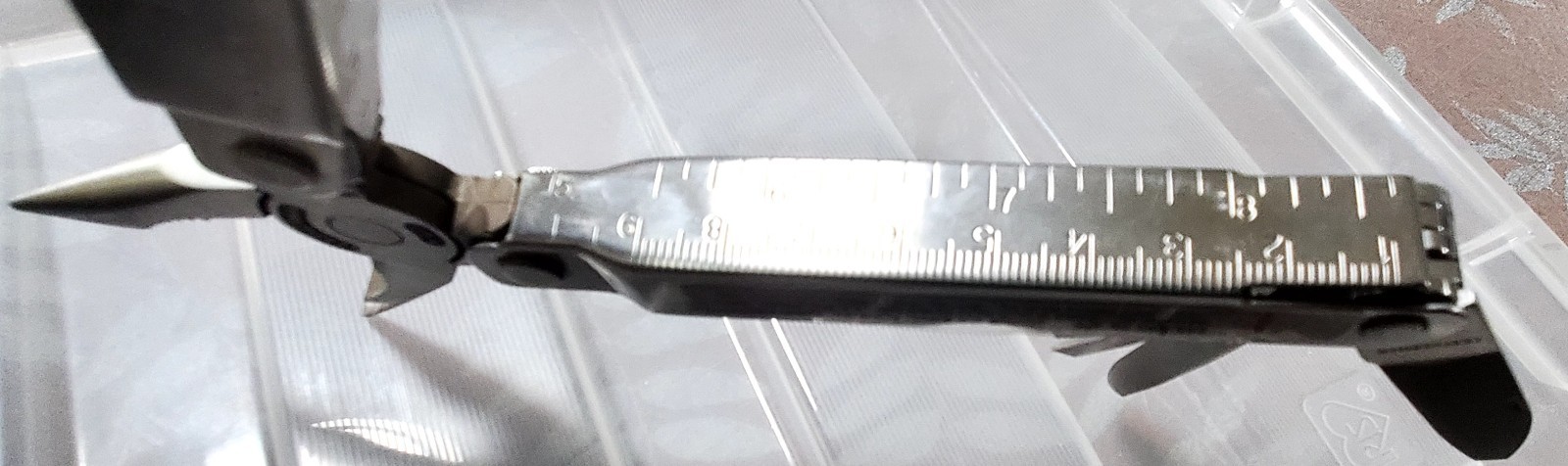 LEATHERMAN SUPER TOOL WITH LEATHERMAN SHEATH