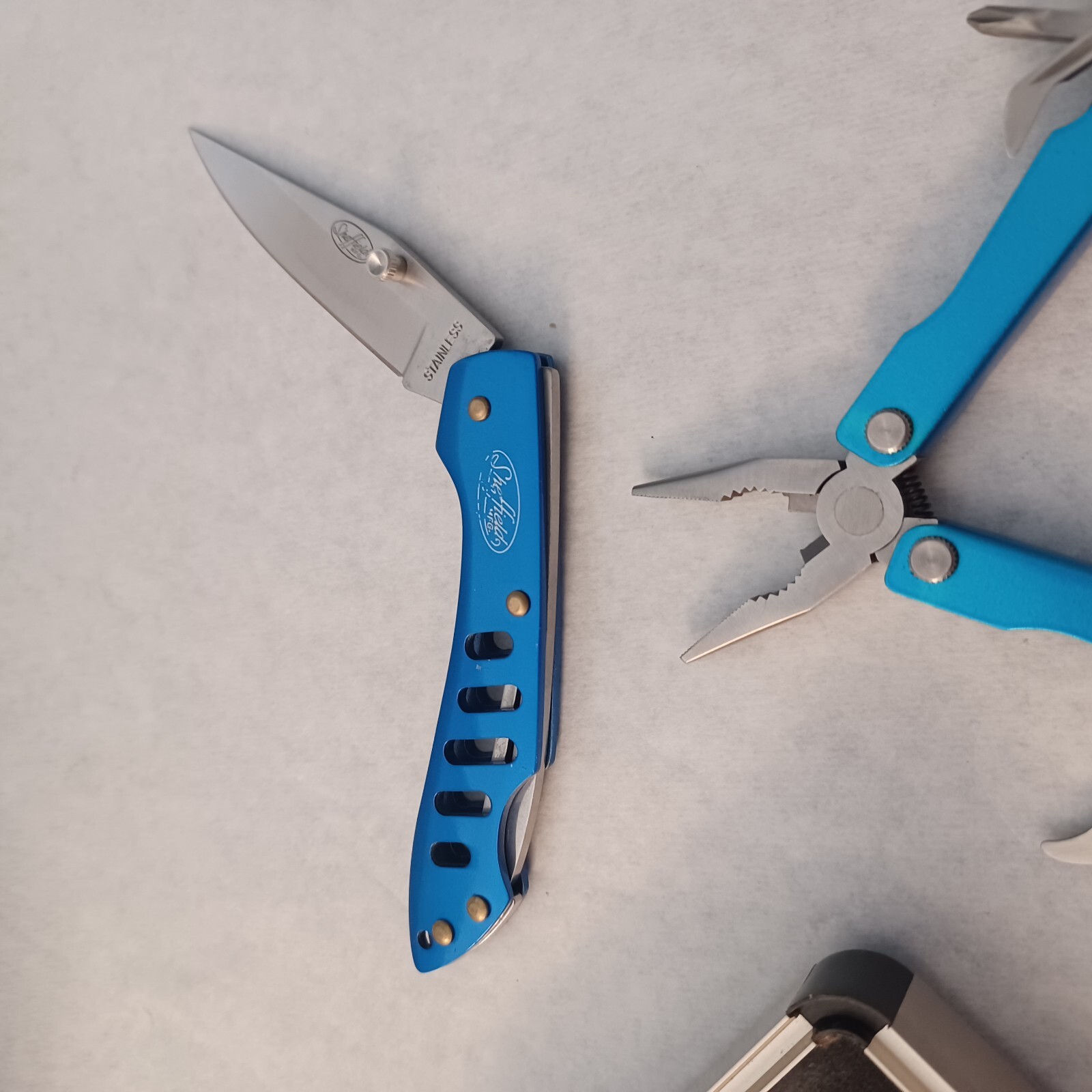 NEW! SHEFFIELD 11 In 1, 2 PIECE MULTI FUNCTION TOOL IN ALUMINUM CASE & BOX