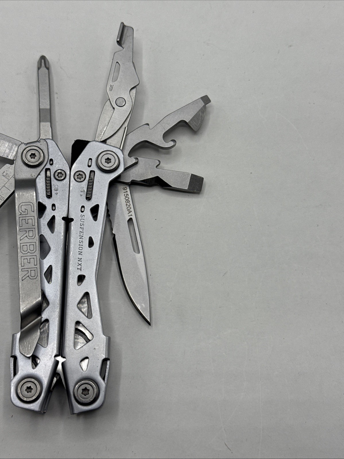 Gerber Suspension NXT & Paraframe II Knife Combo – Silver & Ti Grey
