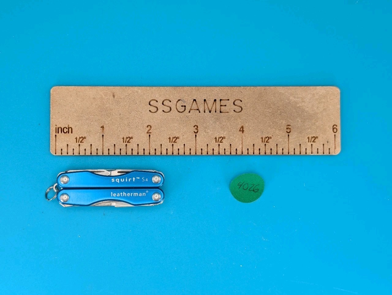 Leatherman Squirt S4 Multi-Tool, Key Ring, Retired, BLUE!