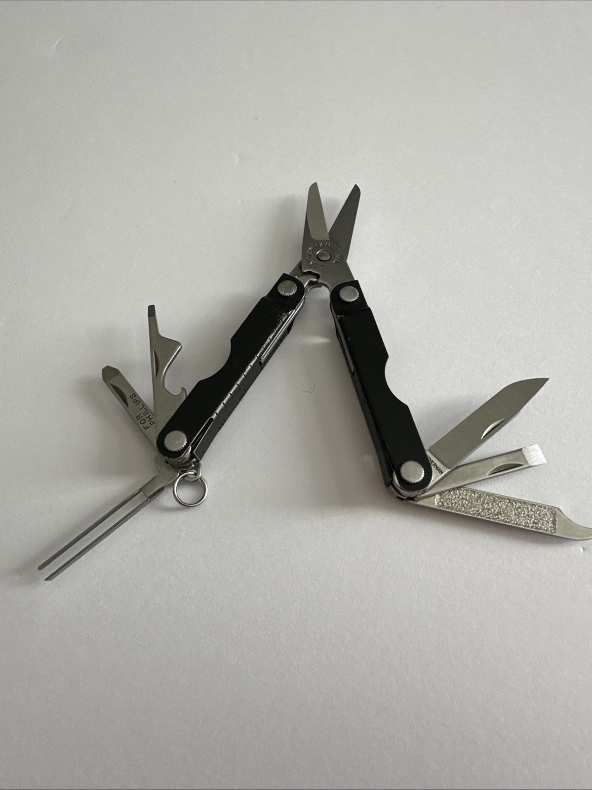 Leatherman Micra Multi-Tool, Knife, Scissors, Key Ring, Black Nice Cond 02/25