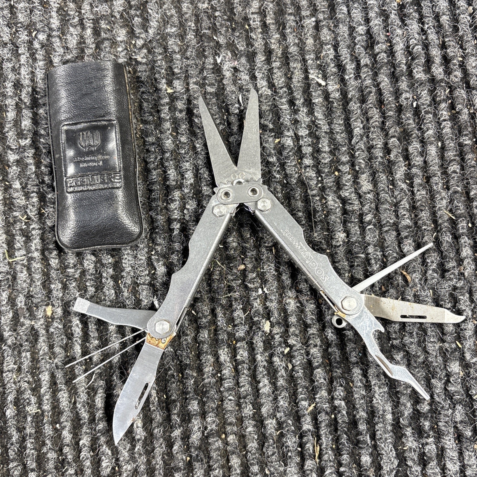 SOG Crosscut Multitool Knife! WITH SHEATH! (403)