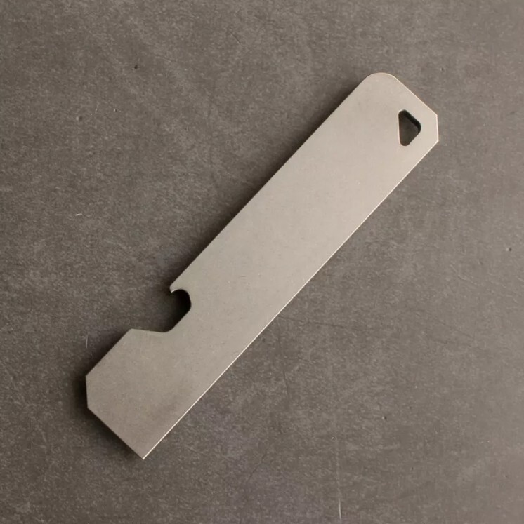 Mini TC4 Keychain Pry Bar Crowbar Bottle Opener Outdoor Multi EDC Tools