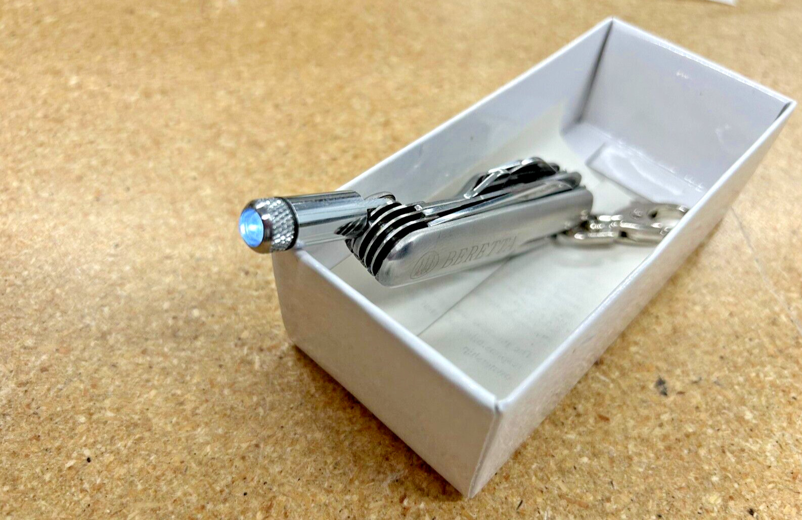 Beretta Multi-Tool New Pocket Tool with LED JK81OAO2 W/Belt Sheath