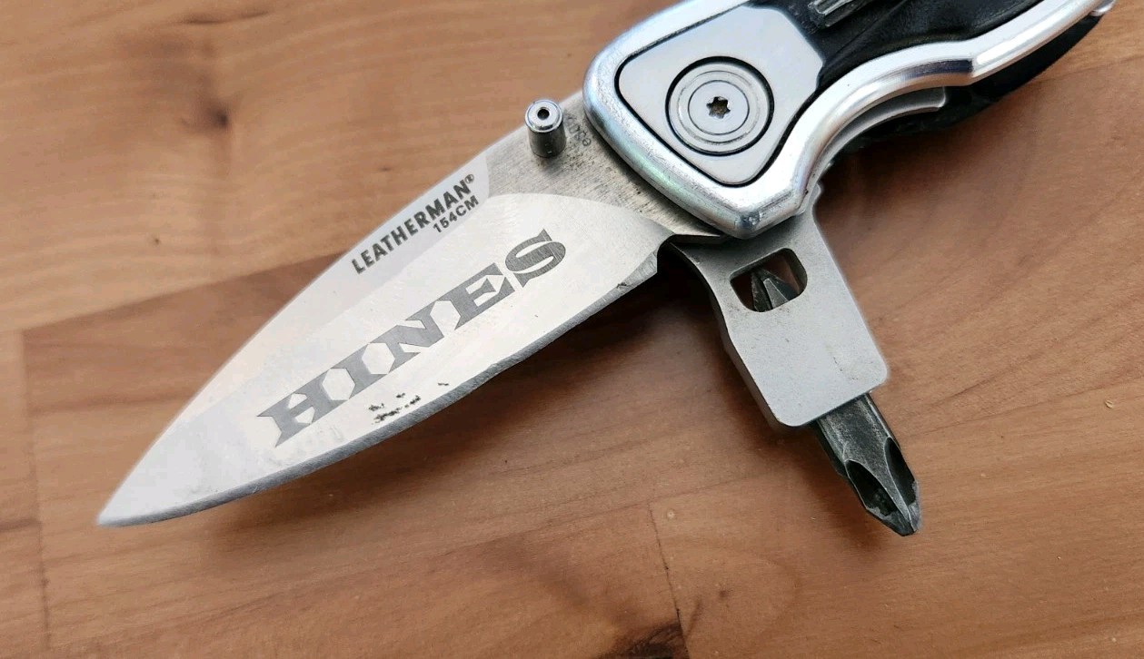 RARE Discontinued Leatherman E306X Knife Bit Holder Driver Caribiner Bottle U27