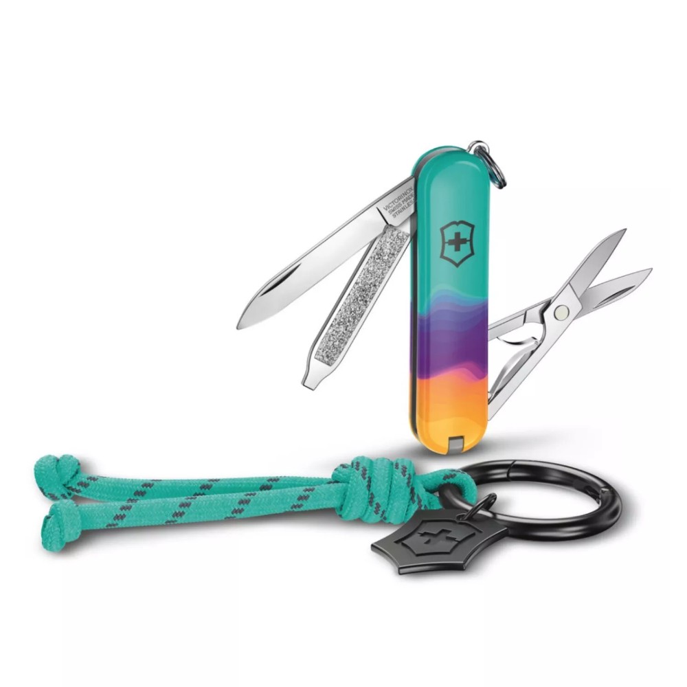 Victorinox Swiss Army Classic SD Sydney Style Pocket Knife – 35105L23S