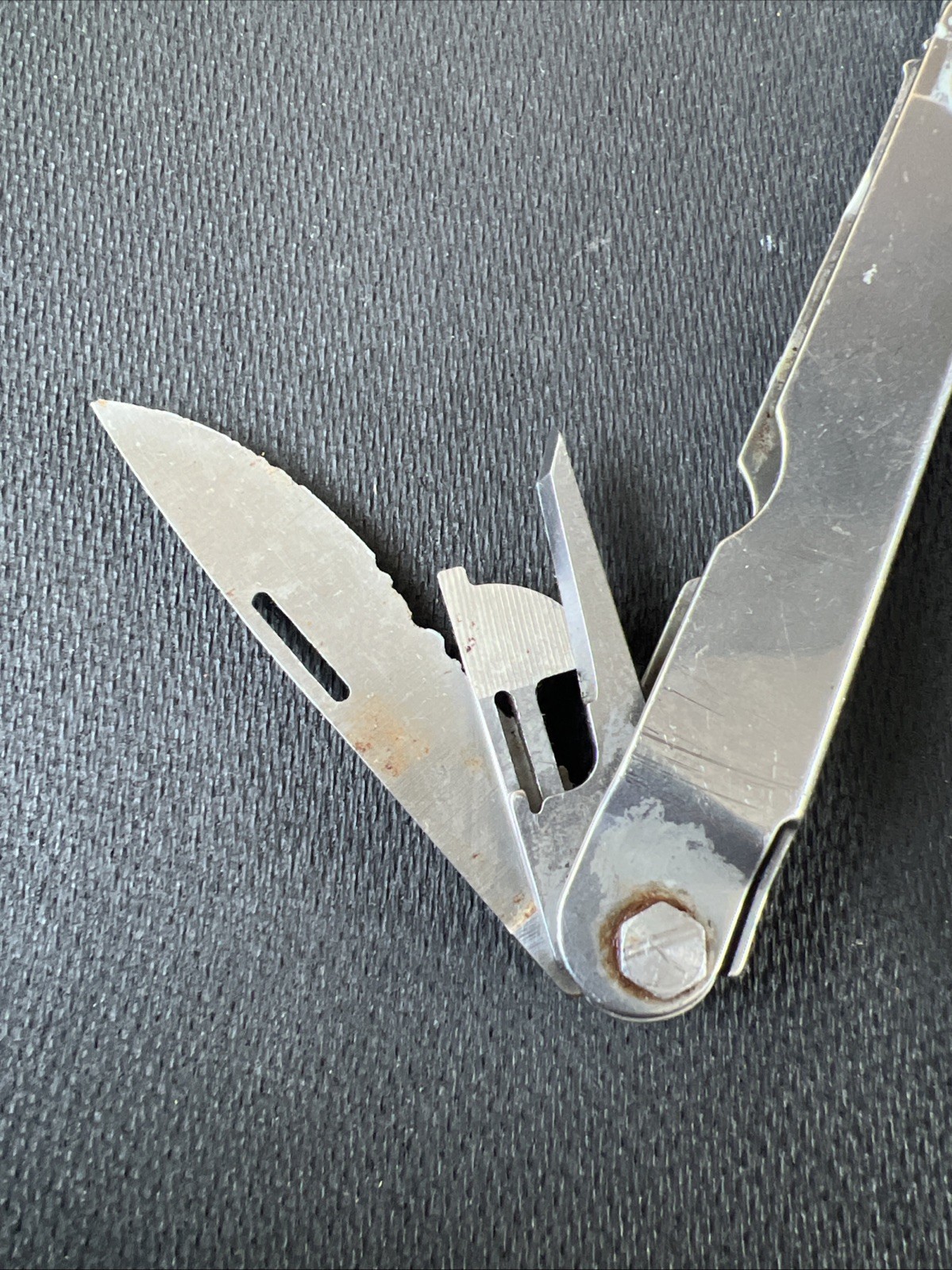 SOG PowerLock Multi-Tool Pocket Knife Pliers Serrated 🔥
