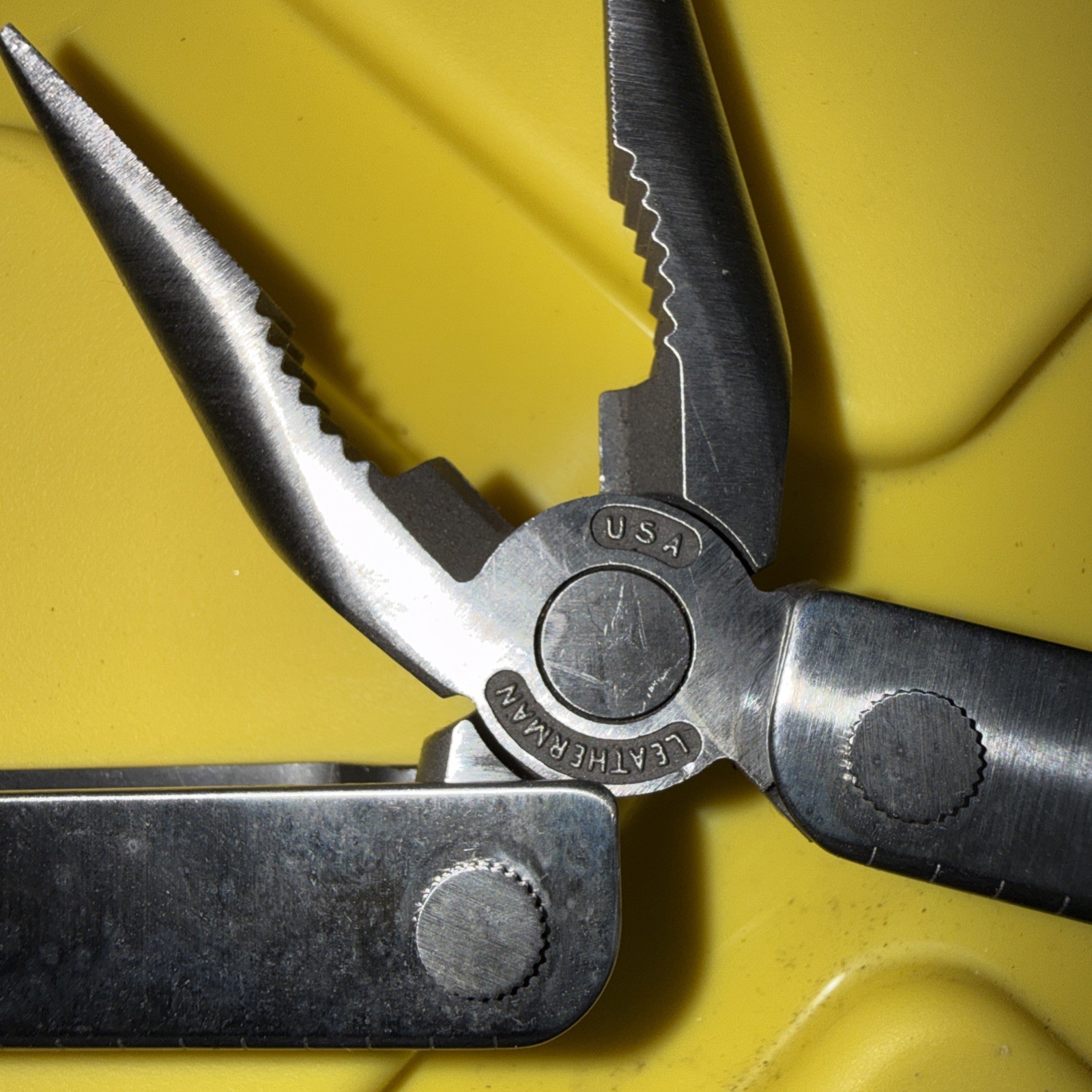Leatherman Pocket Survival Tool Pliers In Your Pocket OriginalMultiTool NEW NIB