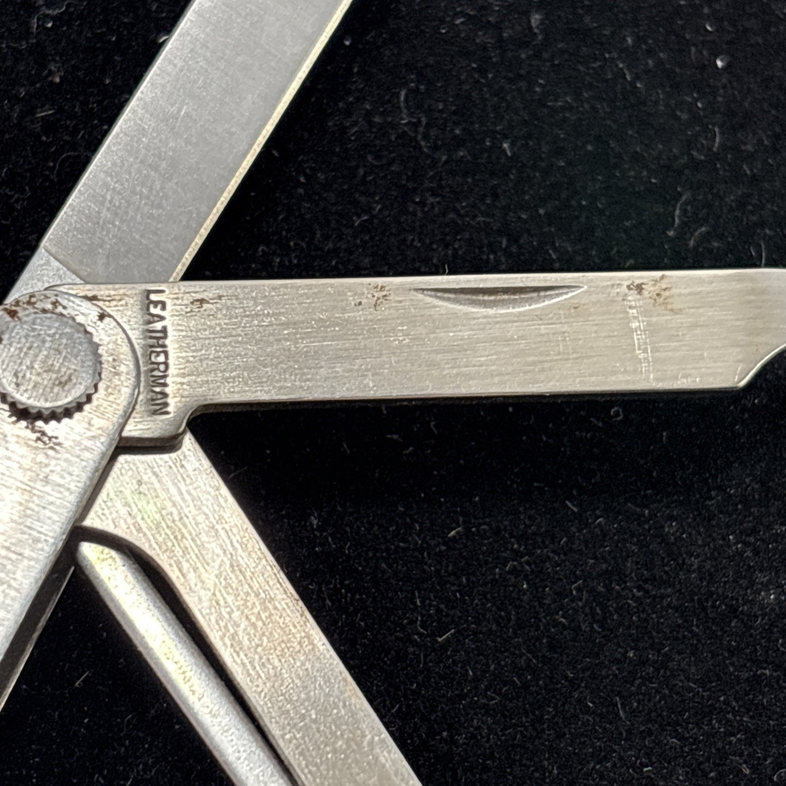 Leatherman Micra Keychain Multi-Tool Knife Scissors Stainless Steel Pat Pend