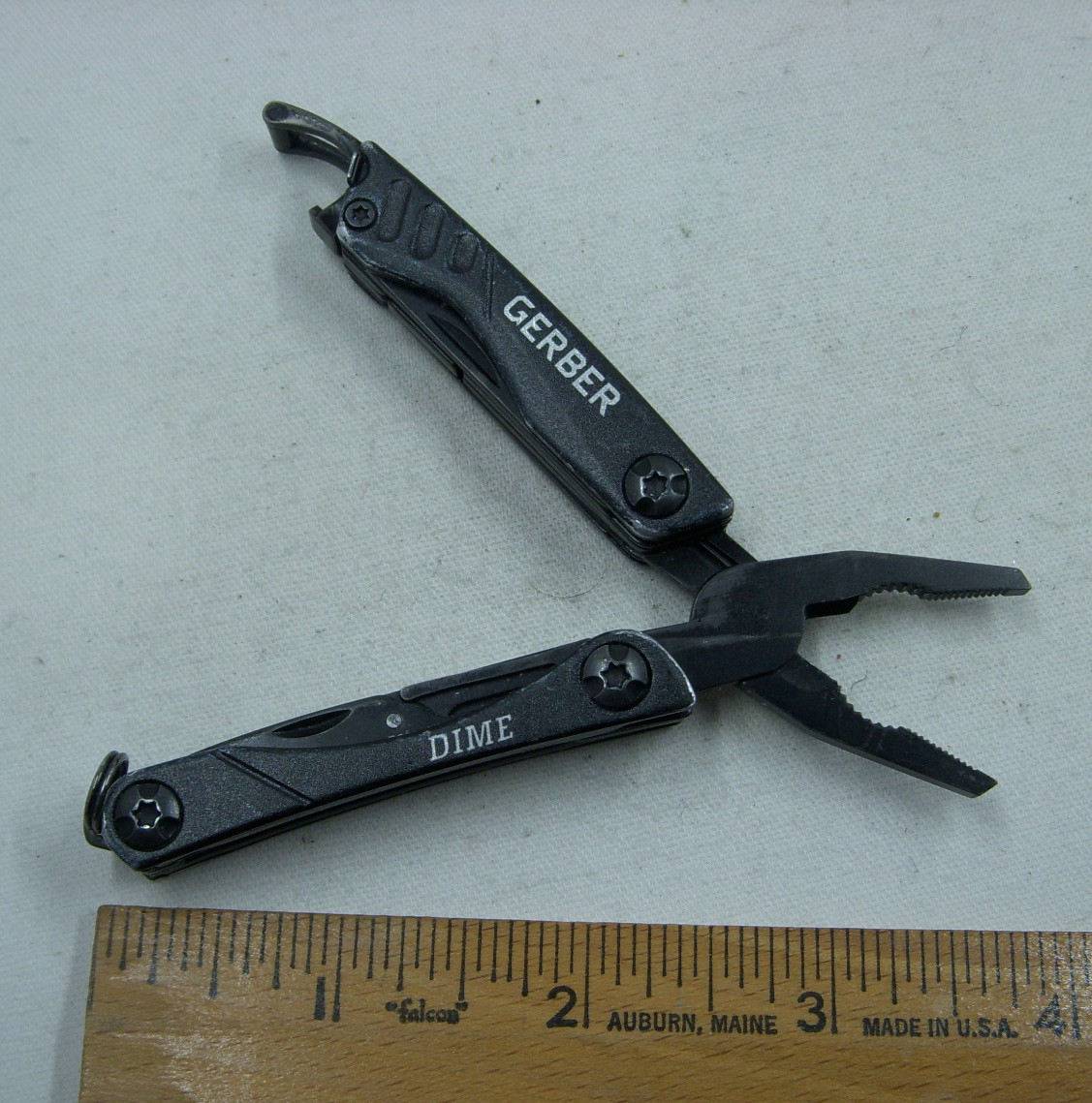 Gerber Dime 4660524D1 Black 11 Function Multi Tool