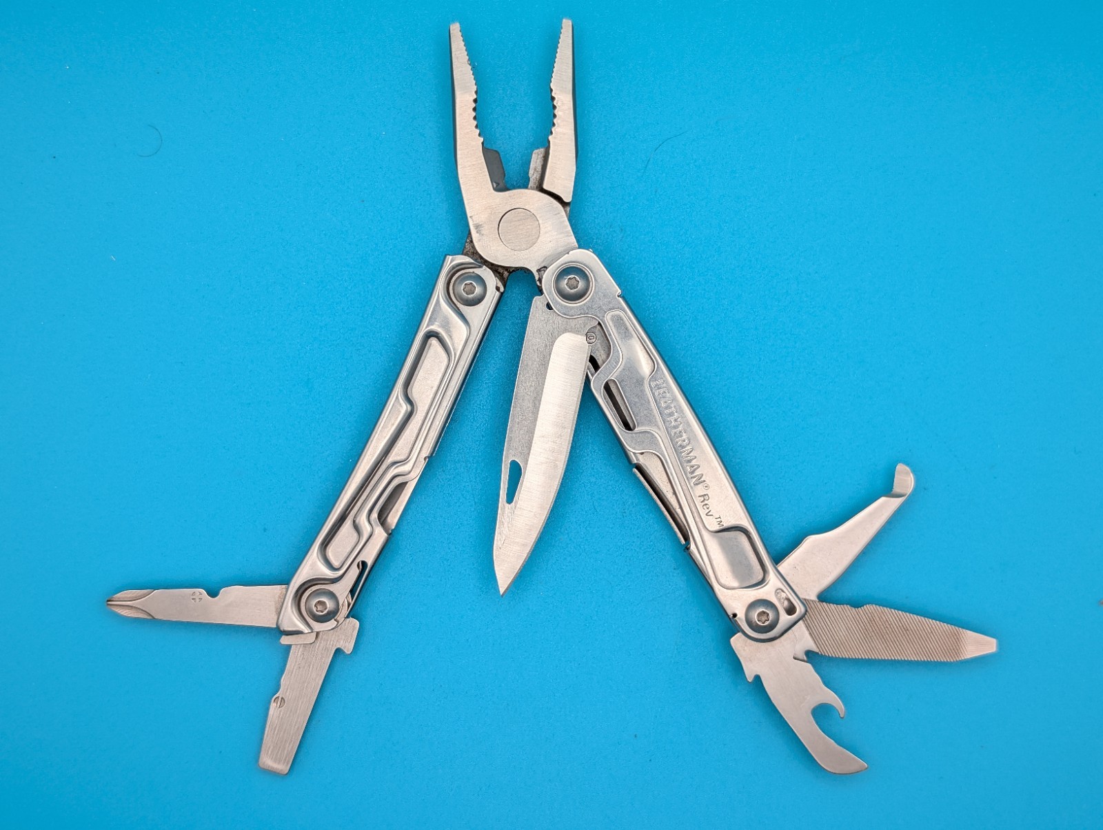 Leatherman Rev 3.8″ Multi-Tool, Stainless!