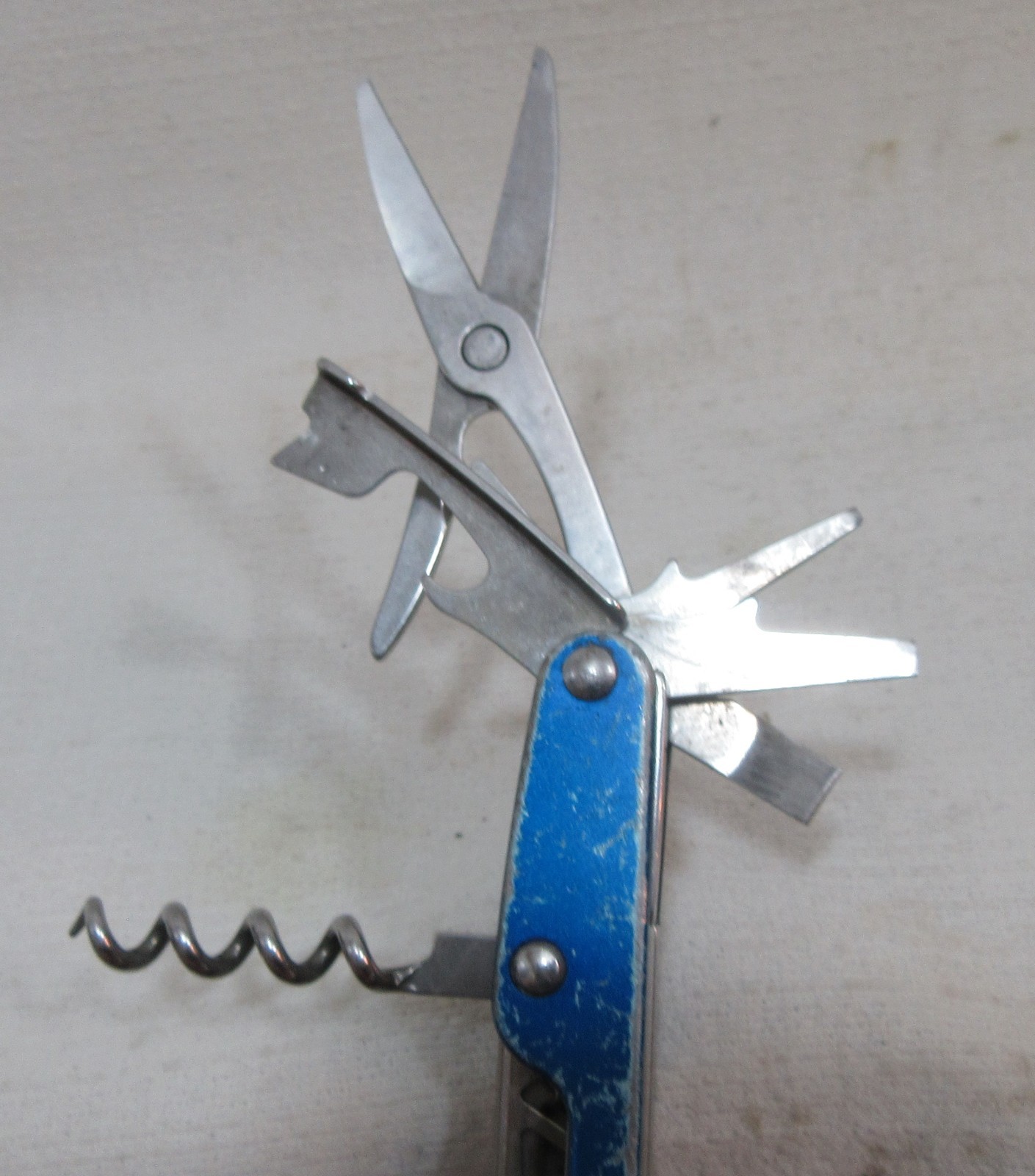 Leatherman Juice CS4 Blue multi-tool USA